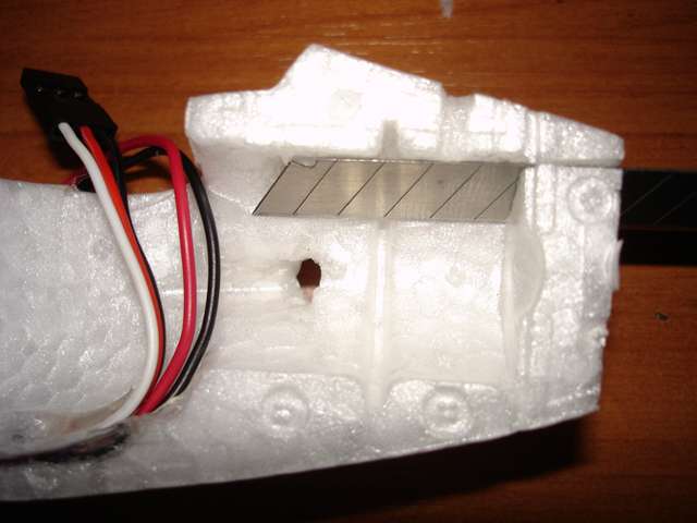 Espacio para la instalaci&oacute;n del motor 1811